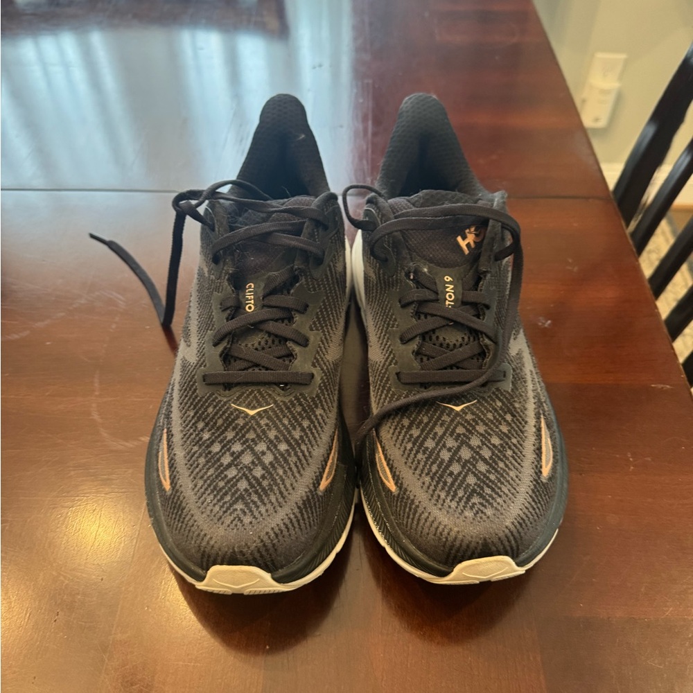 Hoka Clifton 9 Women’s Shoes, Black and Rose Gold